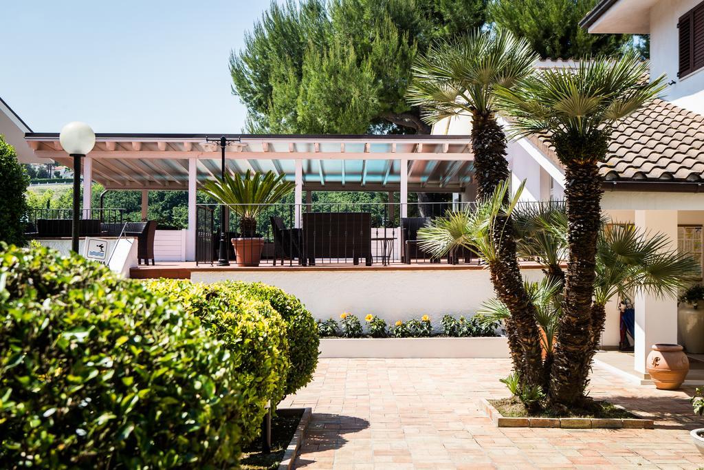 Hotel Giardino Suites&Spa Numana Kültér fotó
